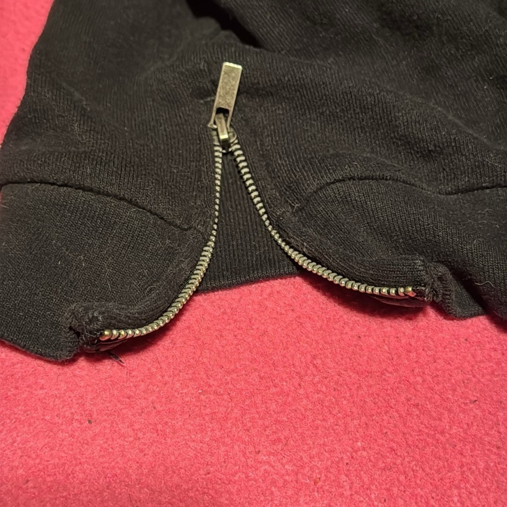 Semi cropped sweater - Picture 2 of 3